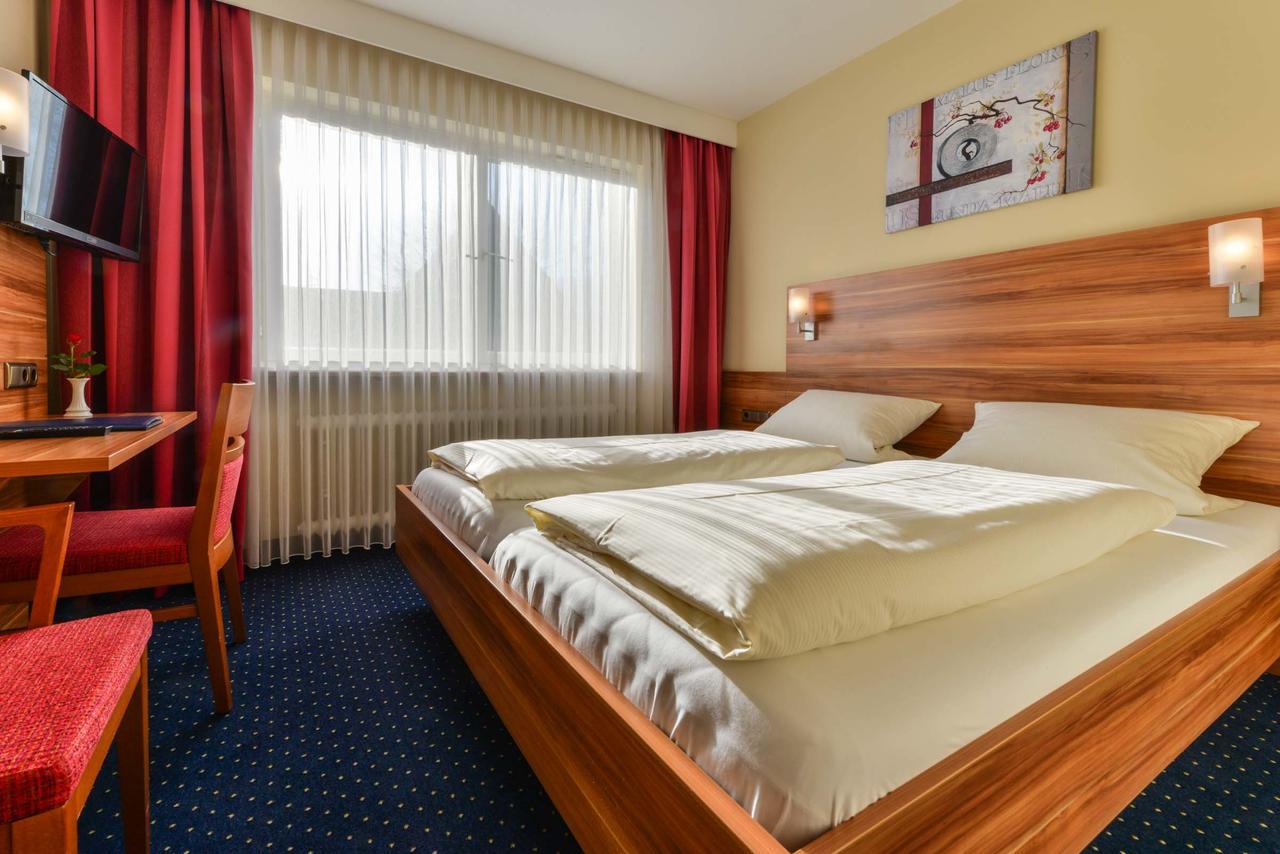 Hotel-Gasthof Rotes Ross هيرودسبيرغ المظهر الخارجي الصورة