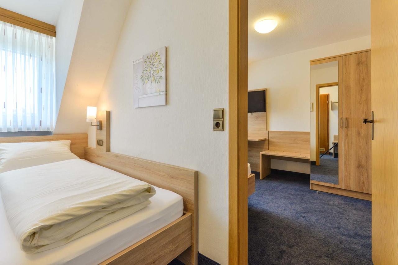 Hotel-Gasthof Rotes Ross هيرودسبيرغ المظهر الخارجي الصورة
